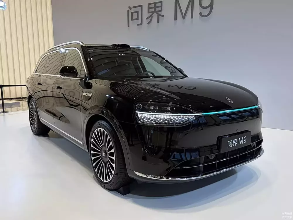 SUV cỡ lớn Aito M9 của Huawei chính thức được bán ra thị trường, có chế độ máy bay như điện thoại - Ảnh 9. SUV cỡ lớn Aito M9 của Huawei chính thức được bán ra thị trường, có chế độ máy bay như điện thoại - Ảnh 9.