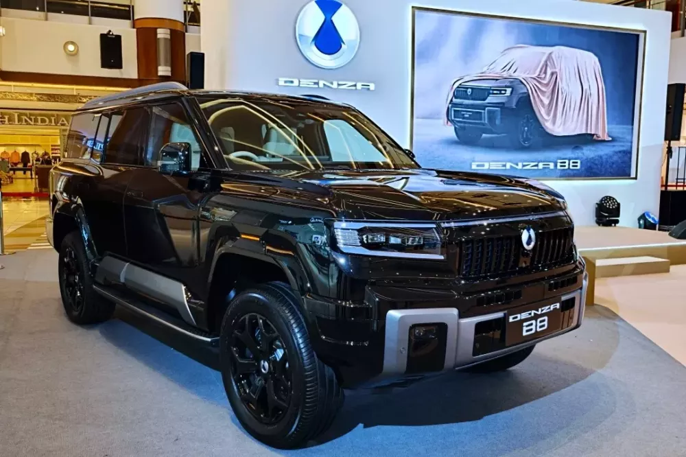 BYD Denza B8 được bán tại Đông Nam Á, kích thước lớn hơn Toyota Land Cruiser, chạy 115 km không tốn xăng - Ảnh 10. BYD Denza B8 được bán tại Đông Nam Á, kích thước lớn hơn Toyota Land Cruiser, chạy 115 km không tốn xăng - Ảnh 10.