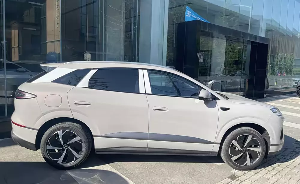 BYD Sealion 06 DM-i đời mới chạy 310 km không tốn xăng BYD Sealion 06 DM-i đời mới chạy 310 km không tốn xăng