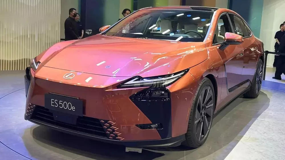 Lexus ES phiên bản thuần điện 500e