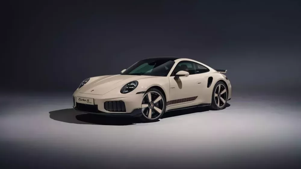 Porsche 911 Turbo S Sadu Edition trình làng, kết hợp động cơ 701 mã lực với nghề thủ công lâu đời - Ảnh 1. Porsche 911 Turbo S Sadu Edition trình làng, kết hợp động cơ 701 mã lực với nghề thủ công lâu đời - Ảnh 1.
